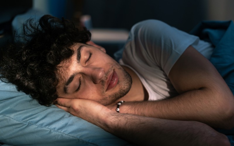 Image of Snoozy Sleep Gummies: Sleep Like a Baby Again with Powerful Gummies for Sleep | The Mass Apothecary